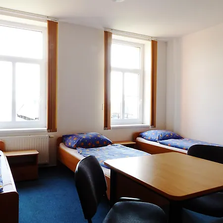 Auberge de jeunesse Self-check Rico Vrchlabí